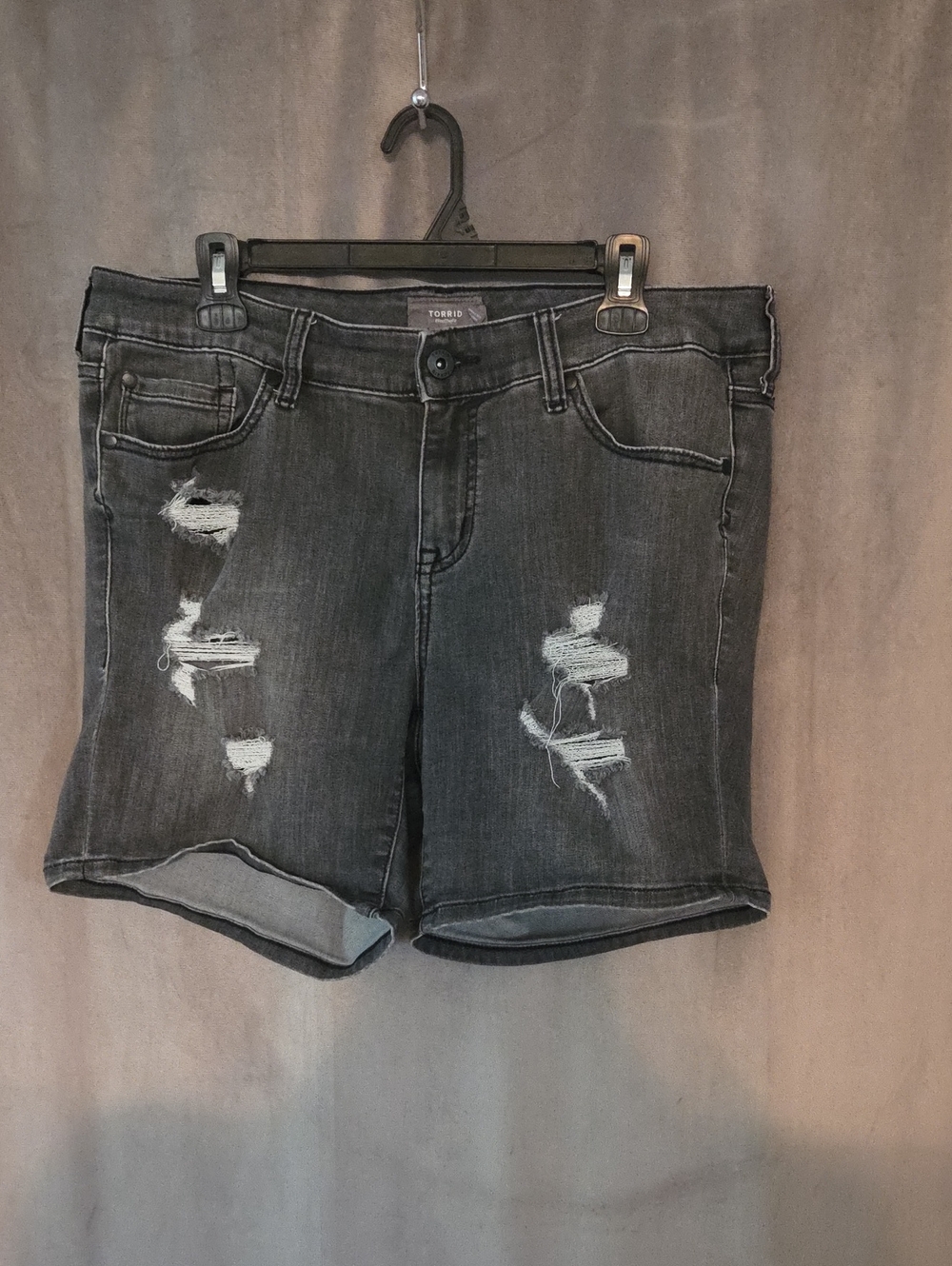 torrid Size 16 Washed Charcoal Distressed Denim Shorts